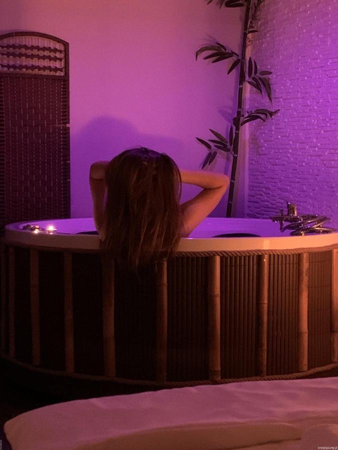 Z Jacuzzi Dla Dwojga I Widokiem Na Jezioro Apartment